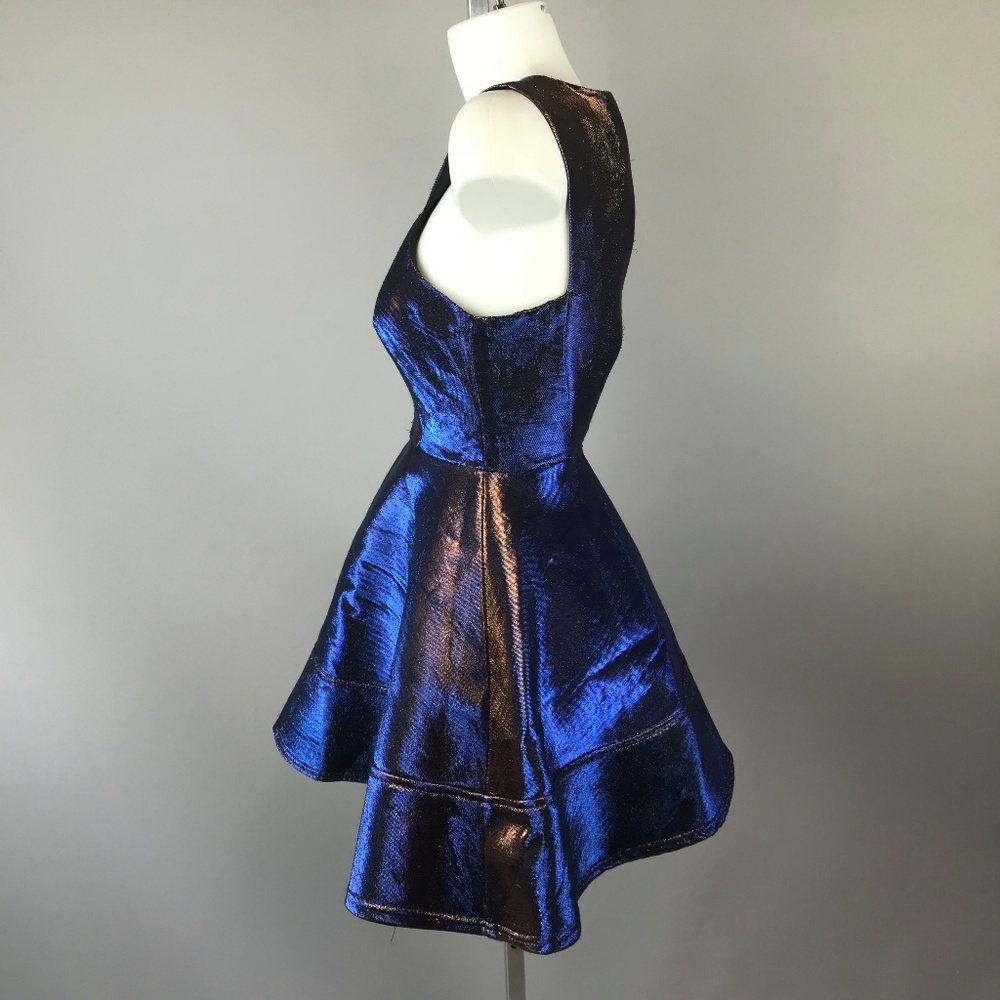 Topshop 2 Tone Bonded Skater Dress Metallic 4 - Picture 6 of 7